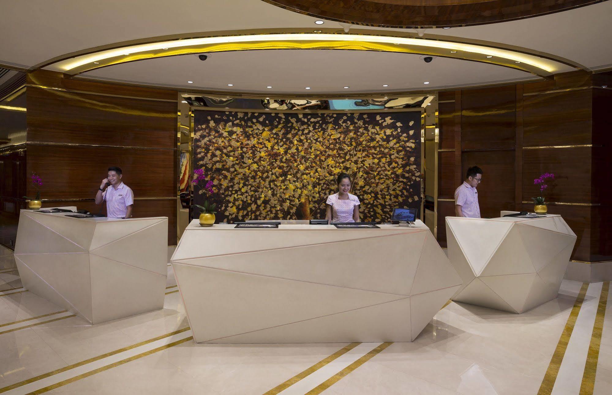 Broadway Hotel Macau Exterior photo